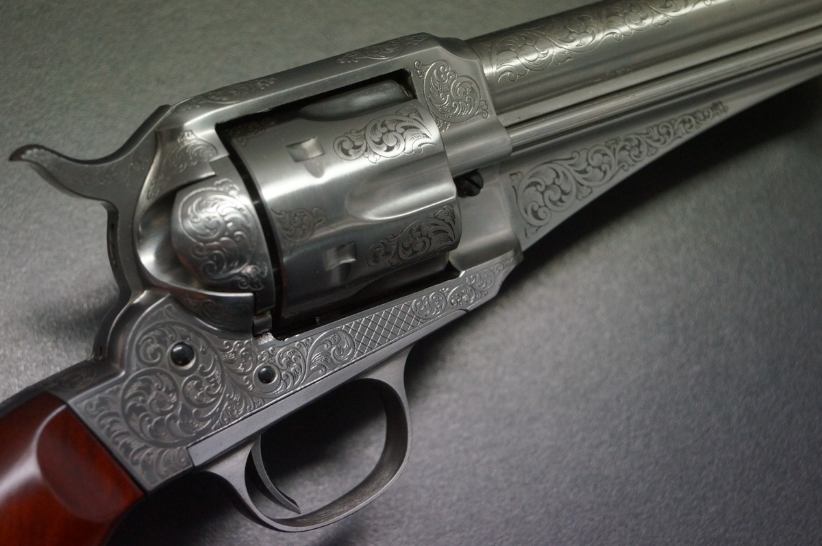 Uberti Outlaw Westernrevolver graviert im Wite Finish