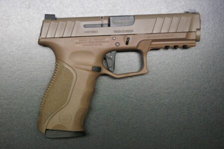Stoeger STR-9 FDE