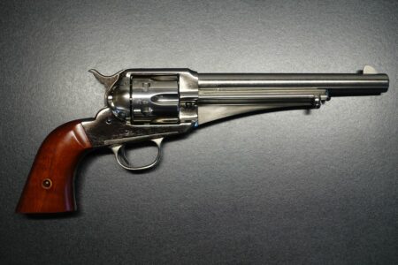 Uberti 1875 Army Outlaw vernickelt