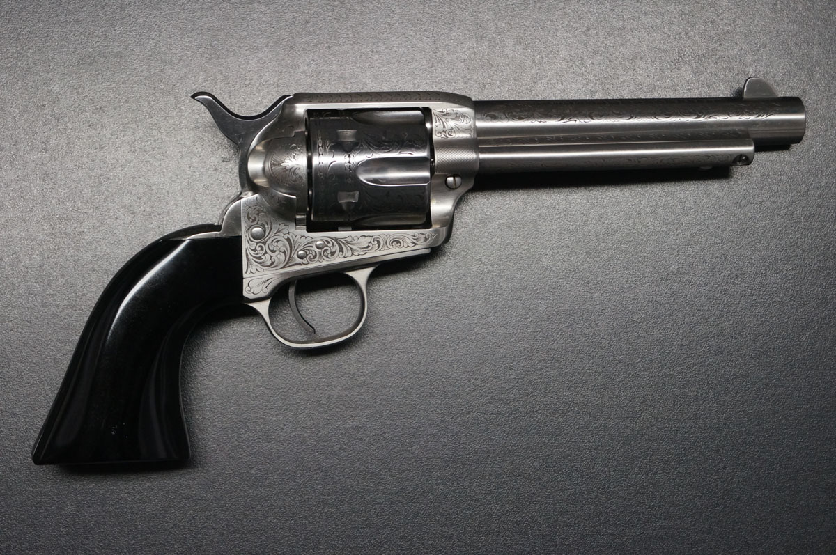 Uberti Revolver Old West in Stainless Steel graviert