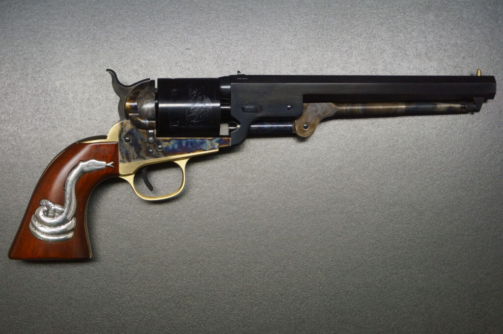 Uberti Richards Navy „Man With No Name“ Westernlegende mit Snake-Griff