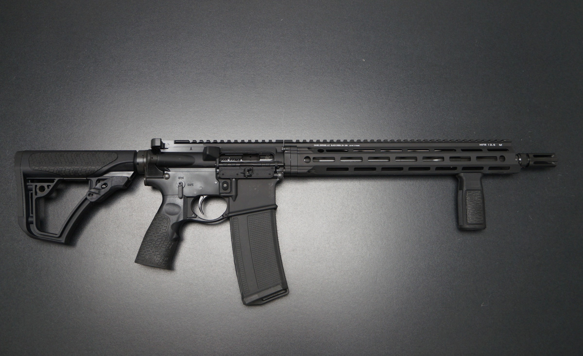 Daniel Defense DDM4 V7 SLW mit 14.5" Lauf in schwarz