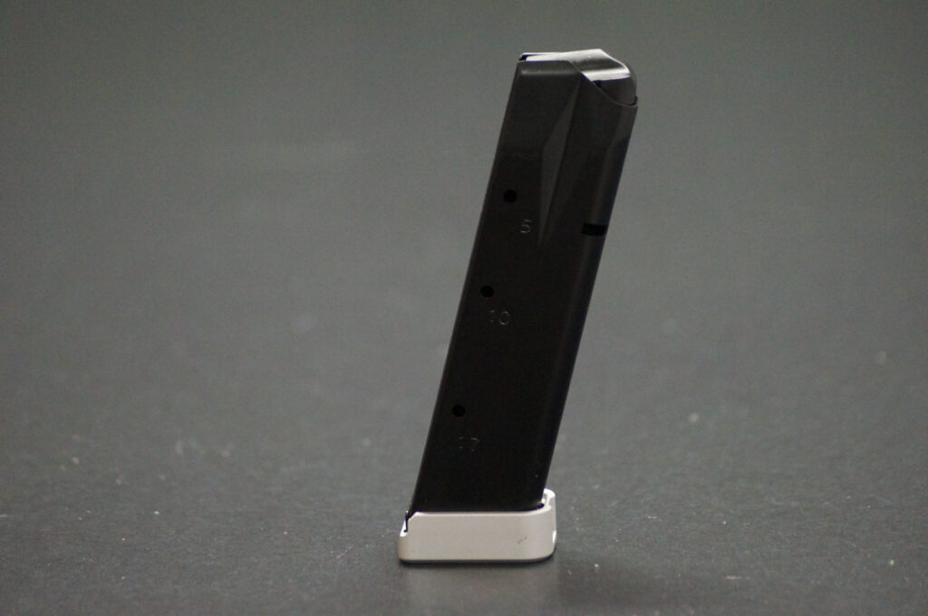 Meggar Sig Sauer P226 X-Five