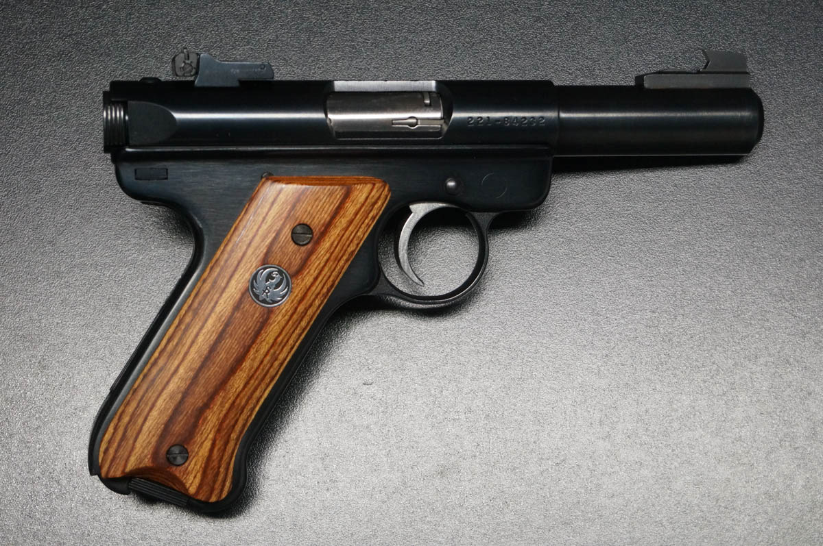 Ruger MK2 Target 4" mit Holzgriff Neuwertig