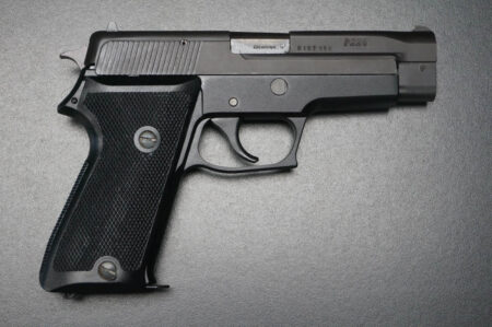 Sig Sauer P220 7.65 Para
