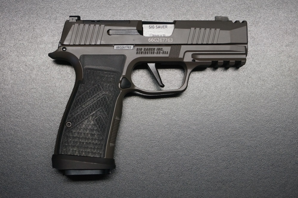 Sig Sauer P365 AXG legion