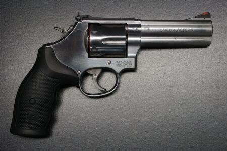 Smith & Wesson 686 mit 4" Lauf