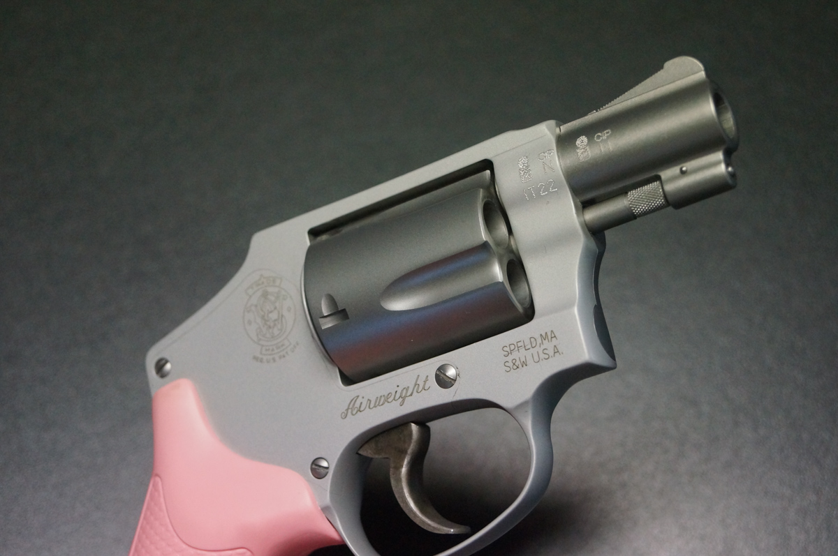 SMITH & WESSON Mod. 642 Airweight Pink Grips