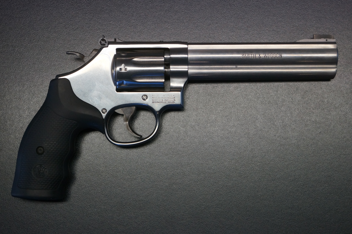 Smith & Wesson 648