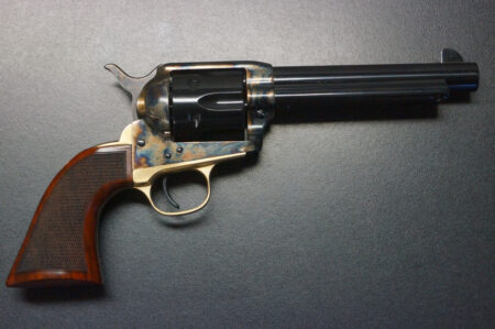 Uberti 1873 Cattleman Bass Checkered